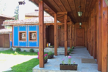 Bugarska Privát Koprivštitza, Eksterijer